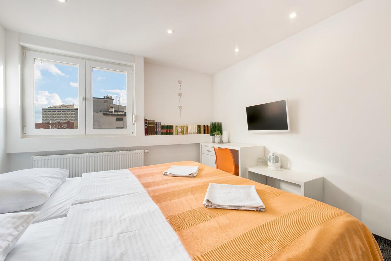 זאגרב Tia Apartments And Rooms מראה חיצוני תמונה