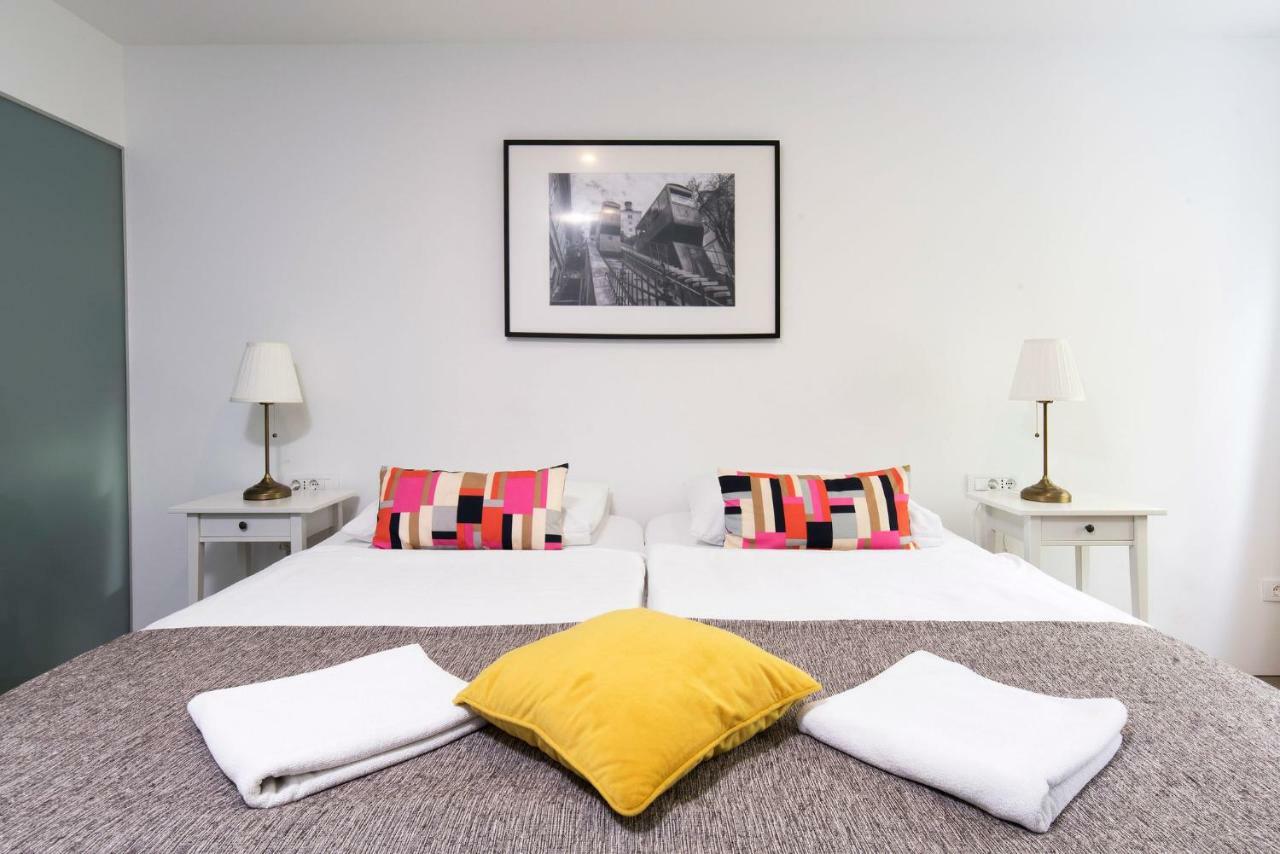 זאגרב Tia Apartments And Rooms מראה חיצוני תמונה